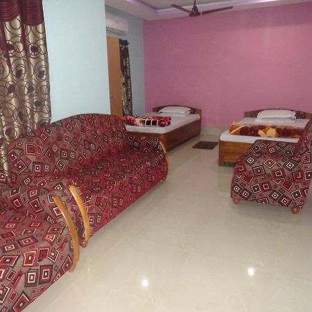 Hotel Kaustav Tezpur Екстер'єр фото