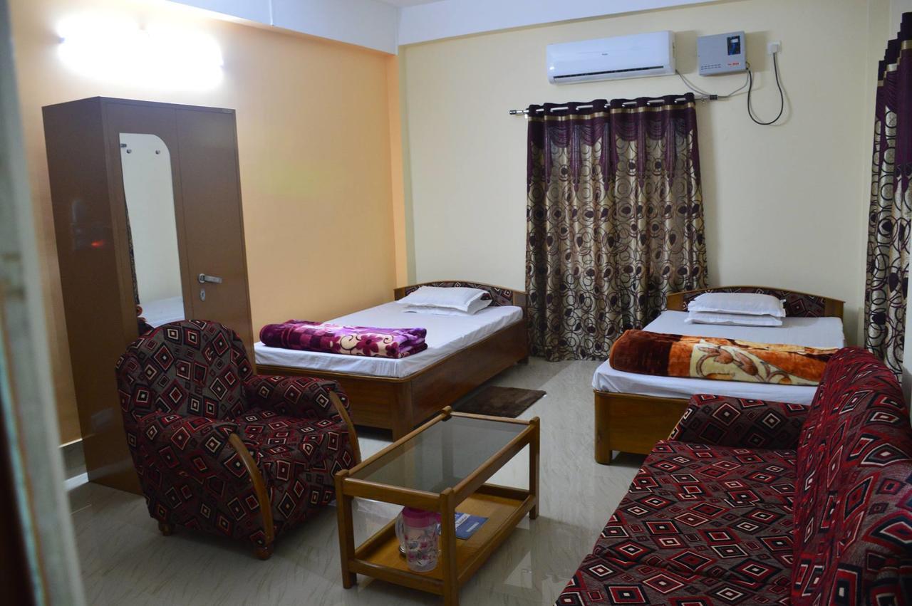 Hotel Kaustav Tezpur Екстер'єр фото