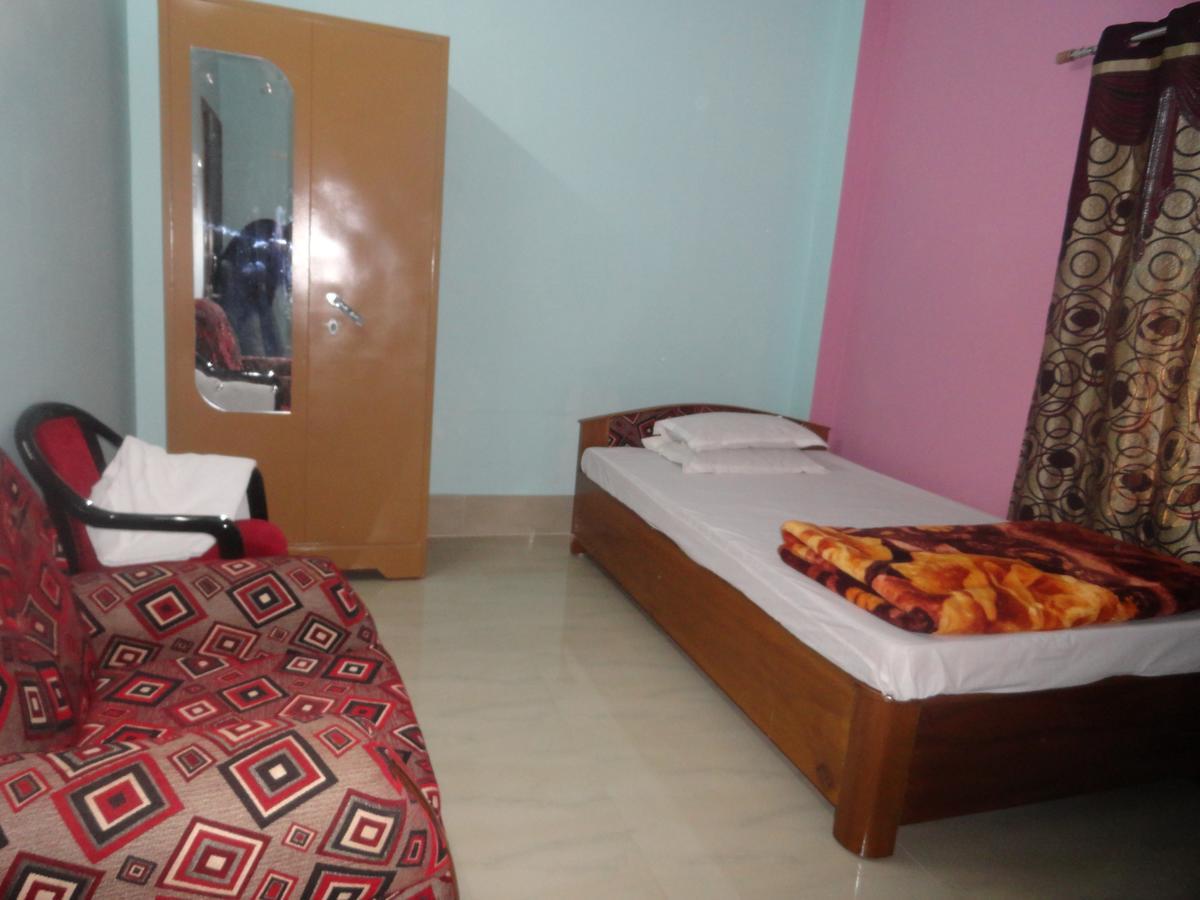 Hotel Kaustav Tezpur Екстер'єр фото