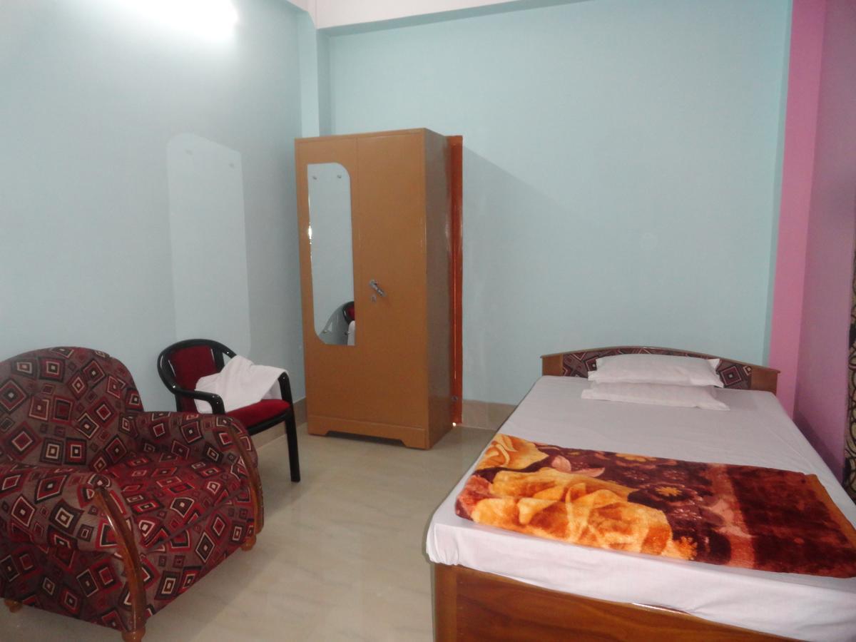 Hotel Kaustav Tezpur Екстер'єр фото